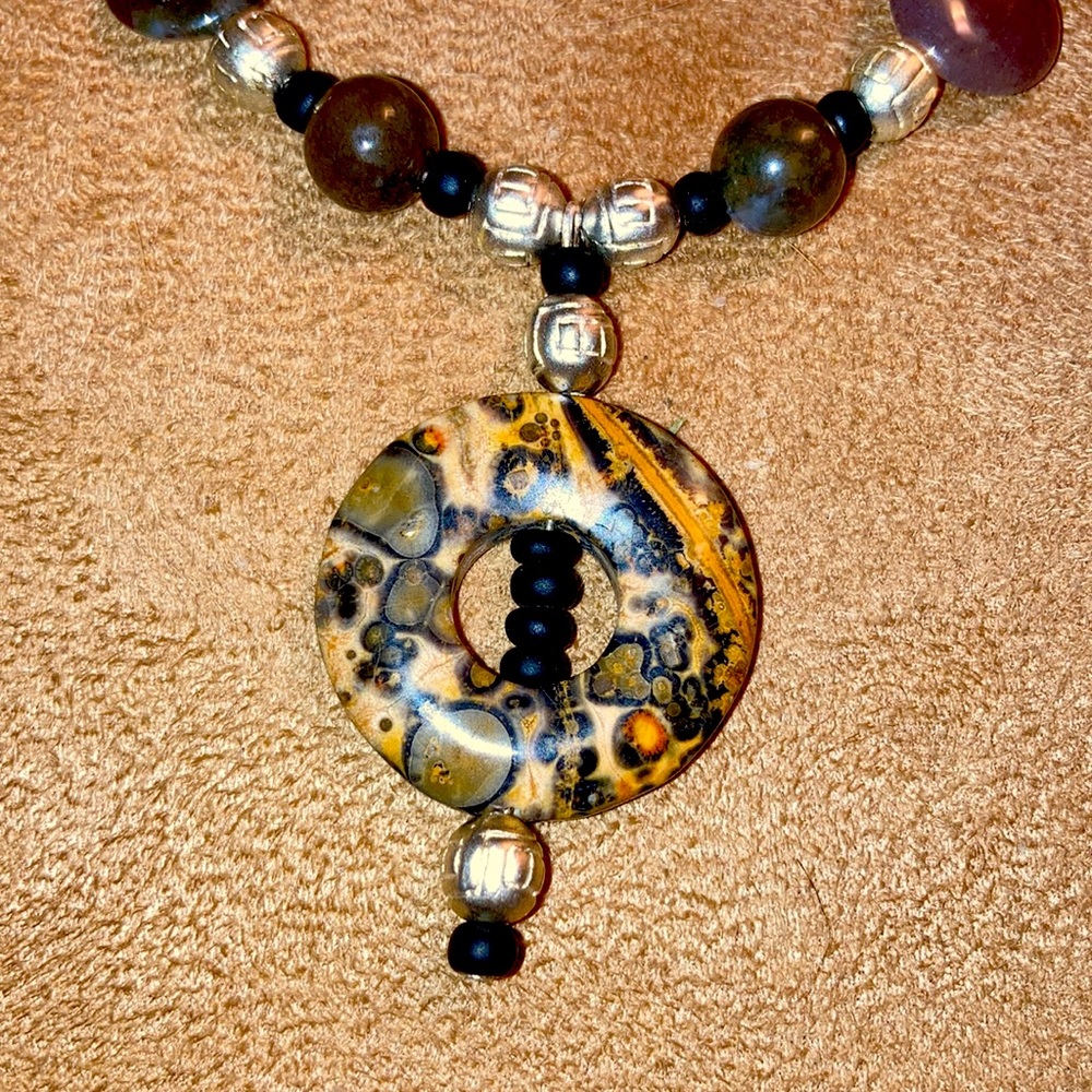 Agate stone necklace with leopard stone jasper pendant, earth tones